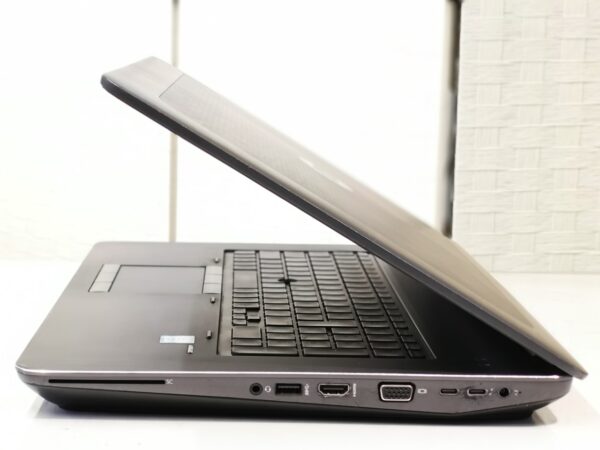 hp HP ZBook17 G3 - 画像 (3)