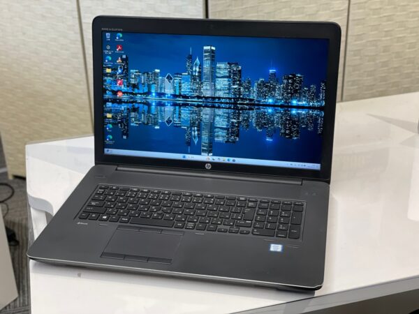 hp HP ZBook17 G3