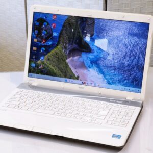 NEC LaVie LS550/E