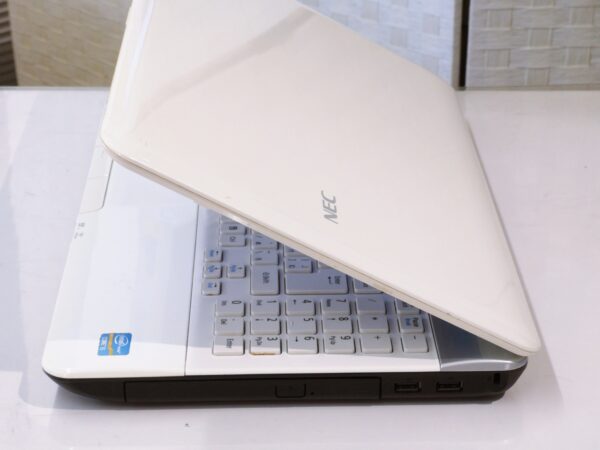 NEC LaVie LS550/E - 画像 (3)