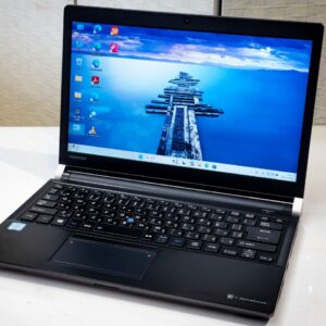 東芝 dynabook R73/F