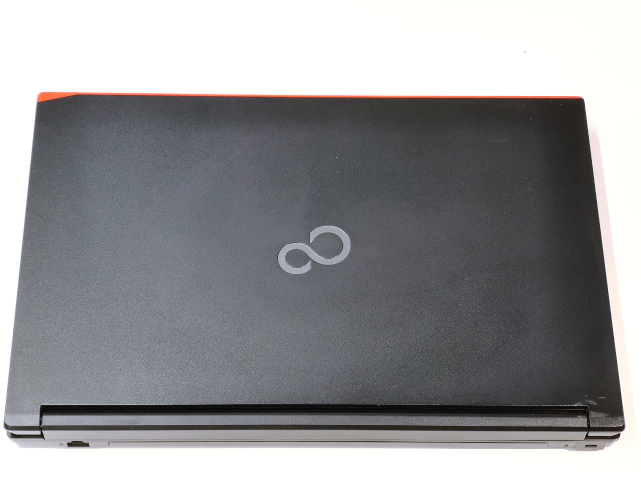 富士通 LIFEBOOK A577/SW - 画像 (5)