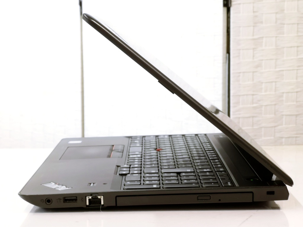 lenovo ThinkPad E570 - 画像 (3)